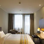 Home Inn Plus Shanghai Zhangjiang Park